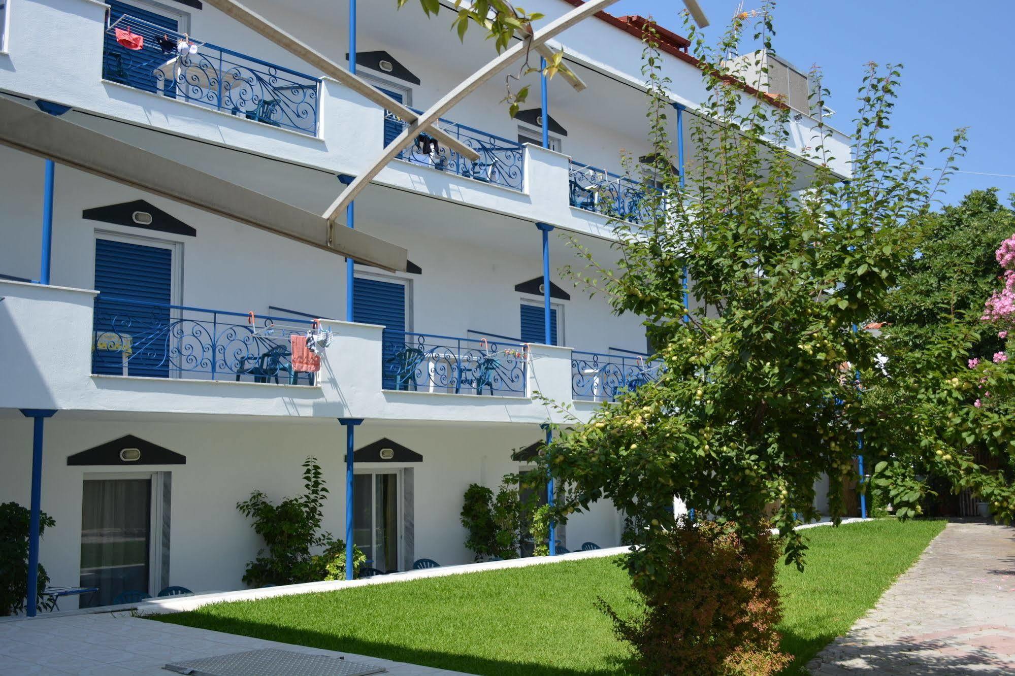 Victor Eleni Hotel Hanioti Exterior photo